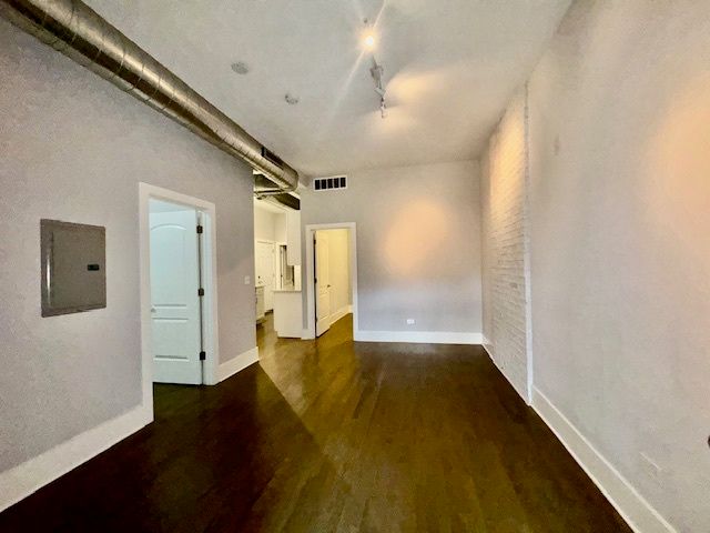 1722 W 21st Street 2R, Chicago, IL 60608