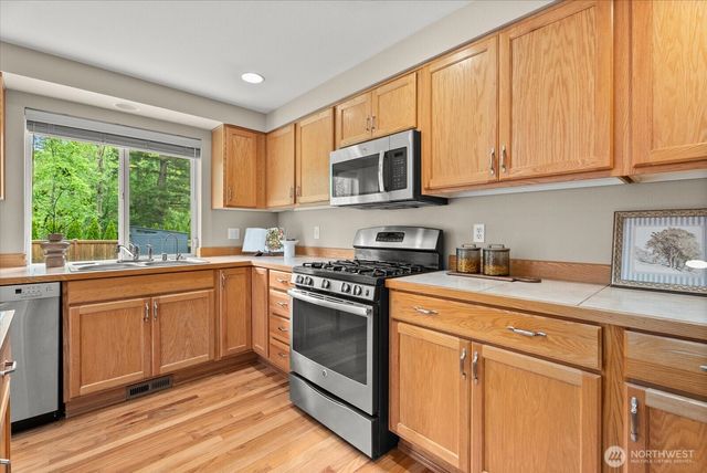 38208 34th Place S, Auburn, WA 98001