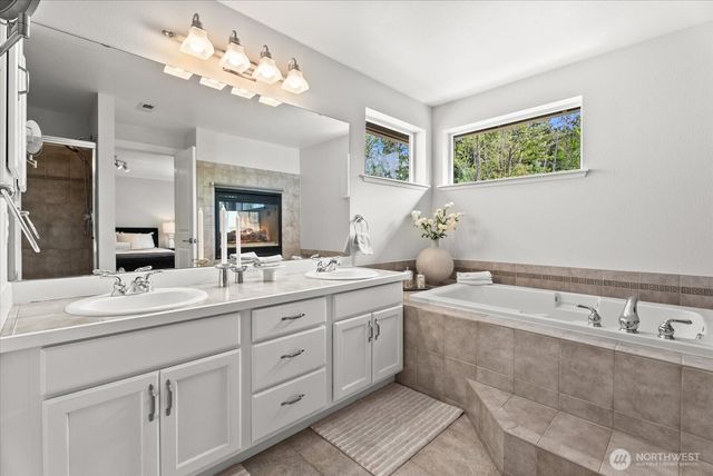 38208 34th Place S, Auburn, WA 98001
