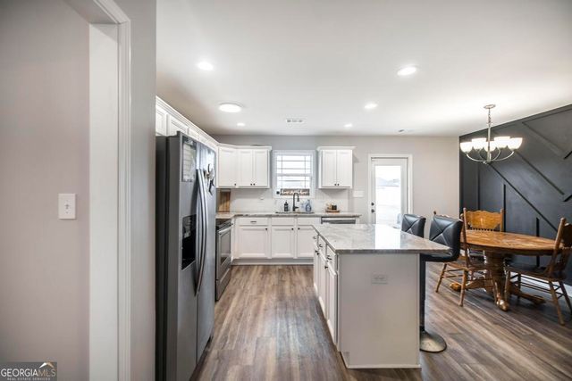 137 Sadie Heights Boulevard, Perry, GA 31069