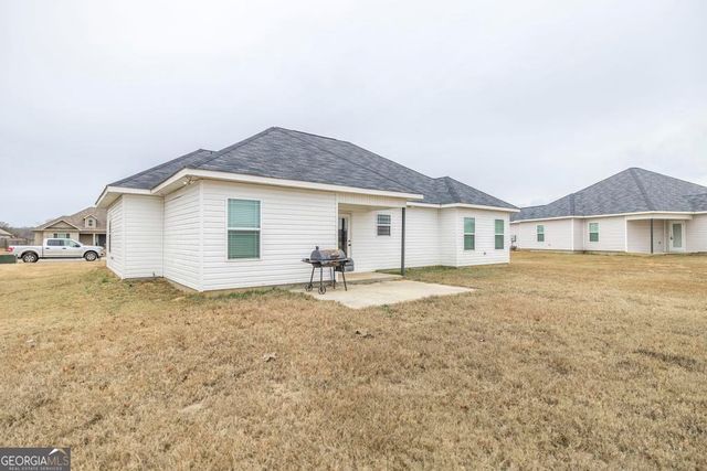 137 Sadie Heights Boulevard, Perry, GA 31069