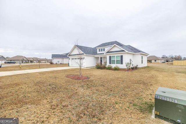 137 Sadie Heights Boulevard, Perry, GA 31069