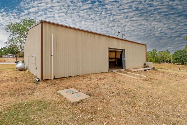 7396 Pine Cove, Blanchard, OK 73010