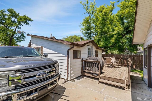28276 Ginley Street, Roseville, MI 48066