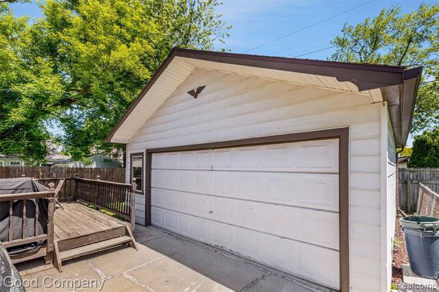 28276 Ginley Street, Roseville, MI 48066