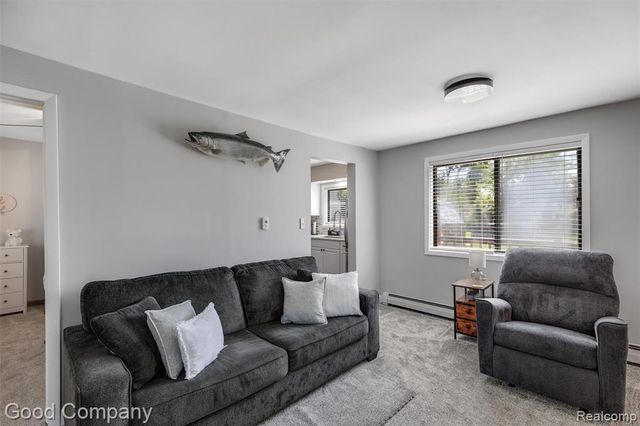 28276 Ginley Street, Roseville, MI 48066