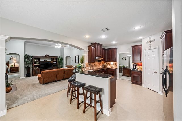 25467 Brooks Road, Waller, TX 77484