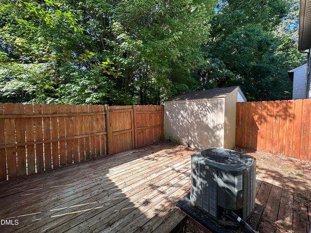 108 E Chalfont Way, Cary, NC 27513