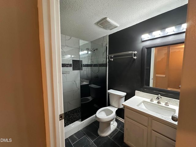 108 E Chalfont Way, Cary, NC 27513