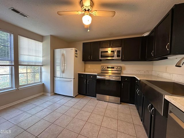 108 E Chalfont Way, Cary, NC 27513