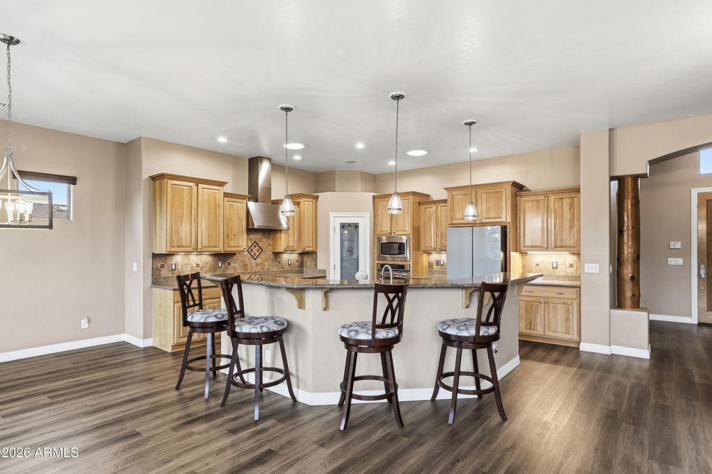 Image 14 of property listing at 422 BLOOMINGDALE Drive, Prescott, AZ 86301