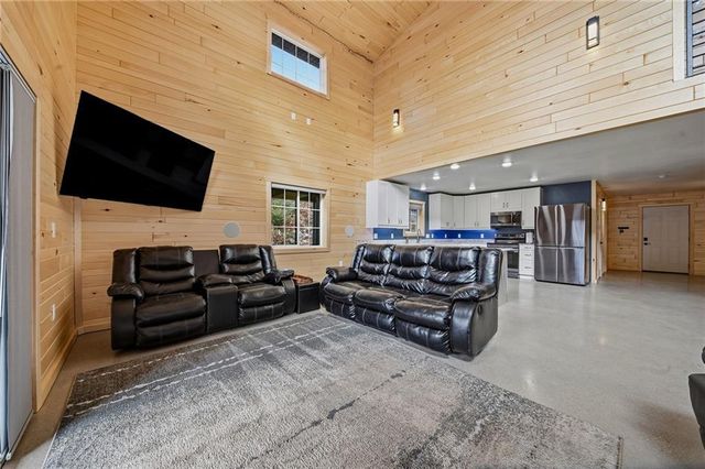 4337 196th Street, Chippewa Falls, WI 54729