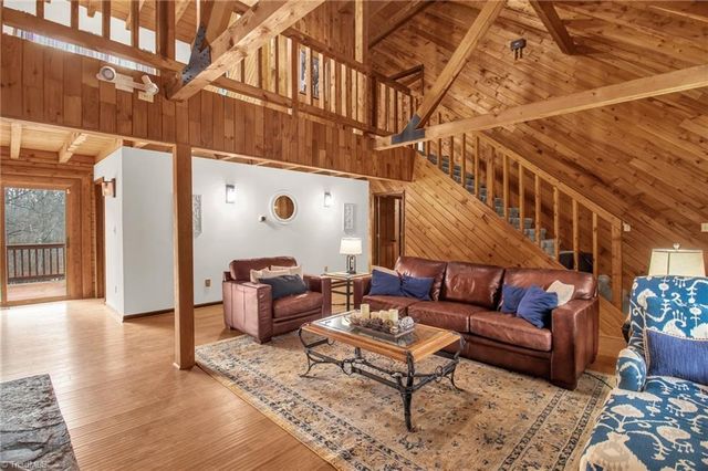 146 Brookdale Drive, Advance, NC 27006