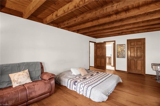 146 Brookdale Drive, Advance, NC 27006