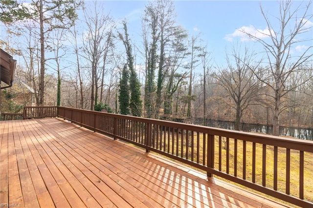 146 Brookdale Drive, Advance, NC 27006