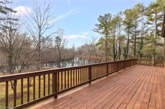 146 Brookdale Drive, Advance, NC 27006