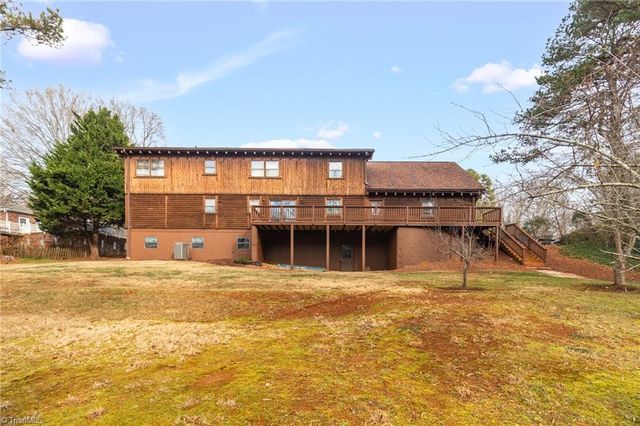 146 Brookdale Drive, Advance, NC 27006