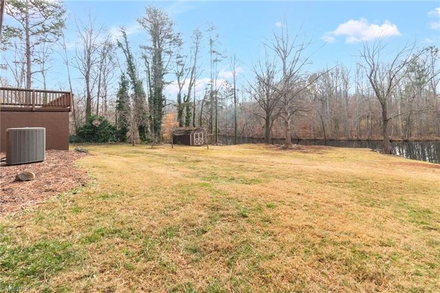 146 Brookdale Drive, Advance, NC 27006