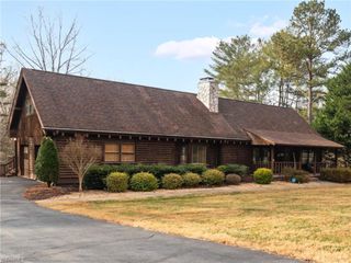 146 Brookdale Drive, Advance, NC 27006