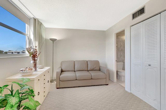 6699 NW 2nd Avenue 410, Boca Raton, FL 33487