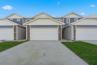 714 Campusside Place, Norwalk, IA 50211