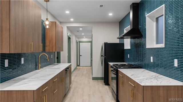 151 Louisiana Street, Buffalo, NY 14204