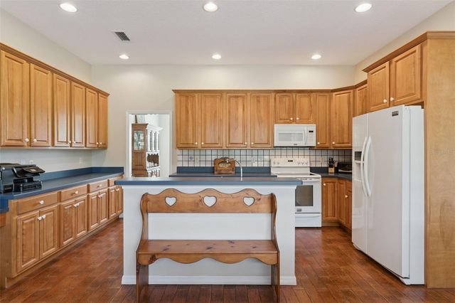 10710 OLD GROVE ROAD, Clermont, FL 34711
