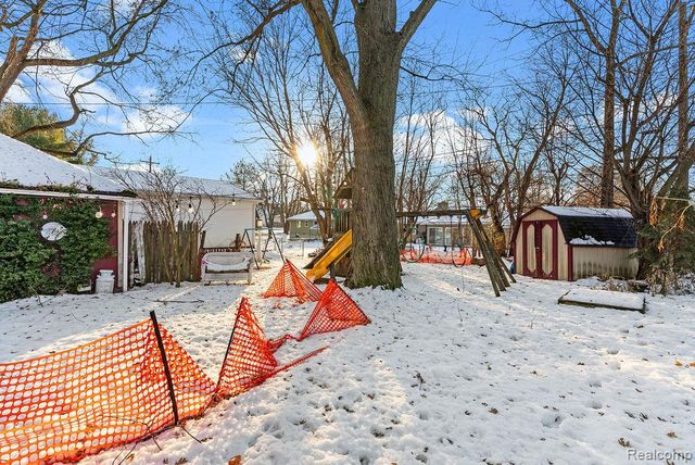 311 N Main Street, Webberville Village, MI 48892