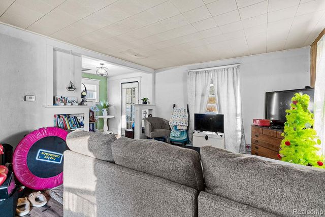 311 N Main Street, Webberville Village, MI 48892