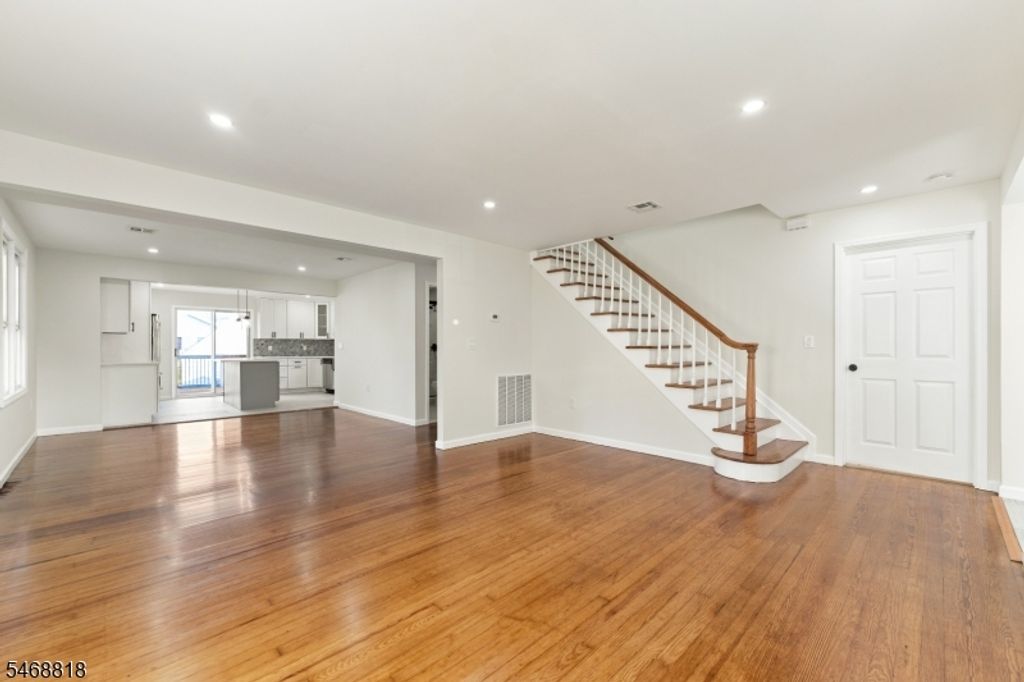 49 Harding Ave, Clark Twp., NJ 07066 — photo 4