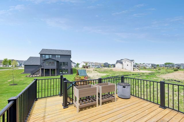 4605 Sunset Lane, Excelsior, MN 55331