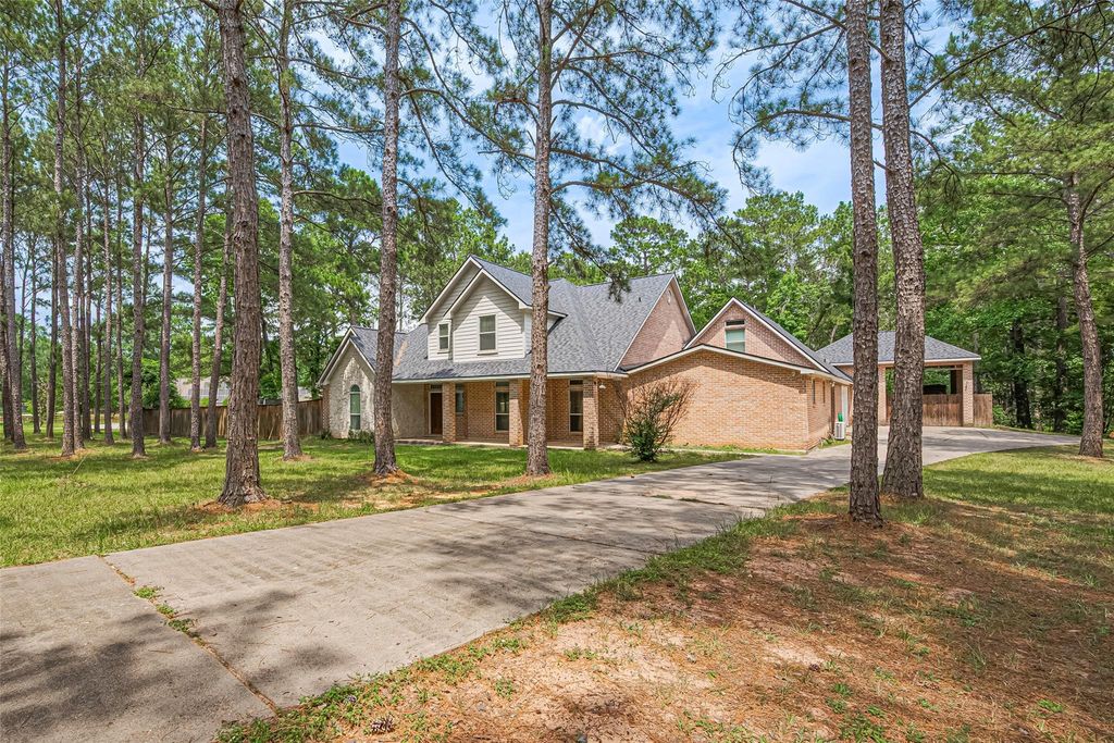 31630 Spinnaker Run, Magnolia, TX 77354