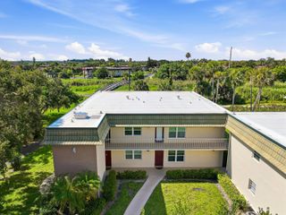 4 Vista Gardens Trail Unit 207, Vero Beach, FL 32962