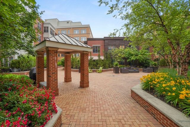 35 Fay St 202, Boston, MA 02118