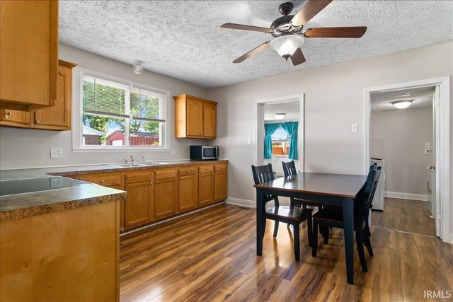 614 S 3Rd Street, Boonville, IN 47601