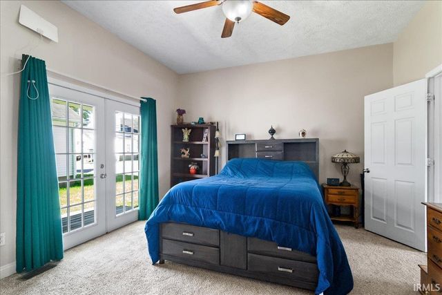 614 S 3Rd Street, Boonville, IN 47601