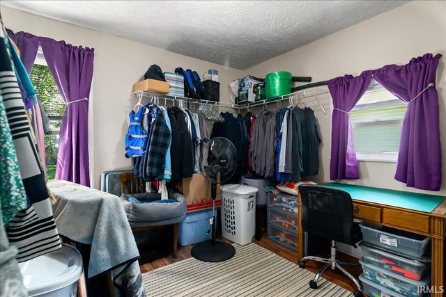 614 S 3Rd Street, Boonville, IN 47601