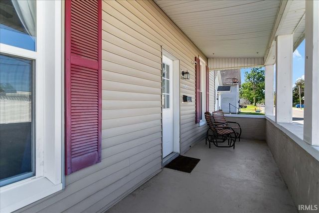 614 S 3Rd Street, Boonville, IN 47601