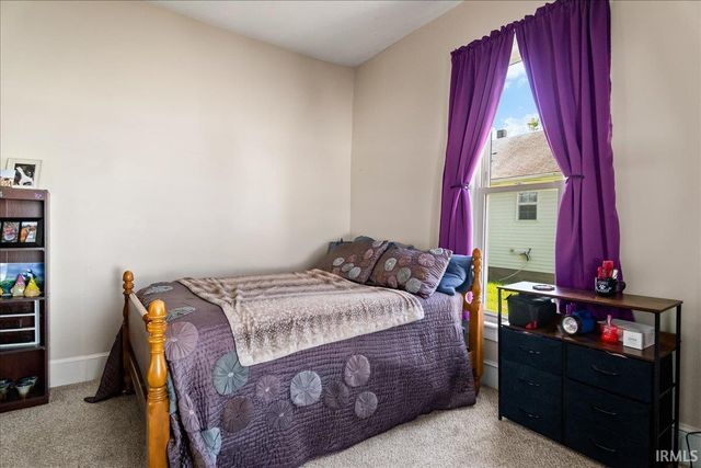 614 S 3Rd Street, Boonville, IN 47601