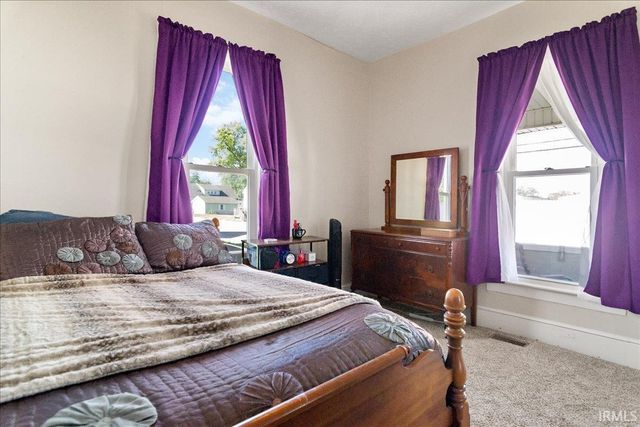 614 S 3Rd Street, Boonville, IN 47601