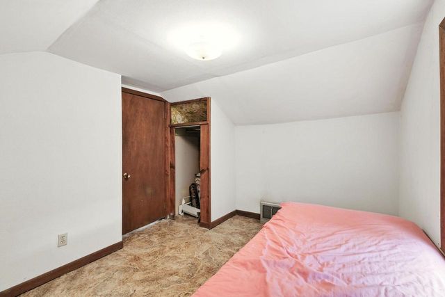 615 Roosevelt DRIVE, West Bend, WI 53090