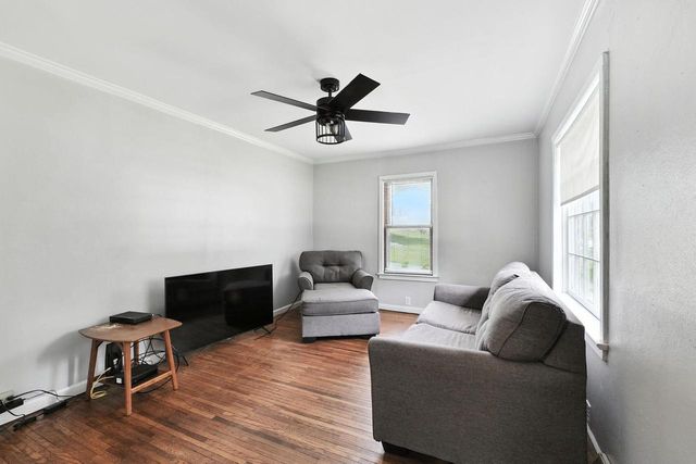 615 Roosevelt DRIVE, West Bend, WI 53090