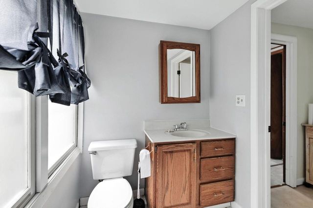 615 Roosevelt DRIVE, West Bend, WI 53090