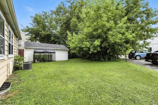 615 Roosevelt DRIVE, West Bend, WI 53090