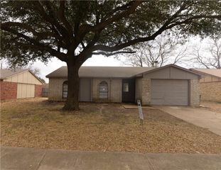 556 Hanover Drive, Allen, TX 75002