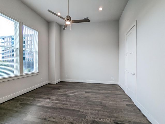 2414 Canal Street E, Houston, TX 77003