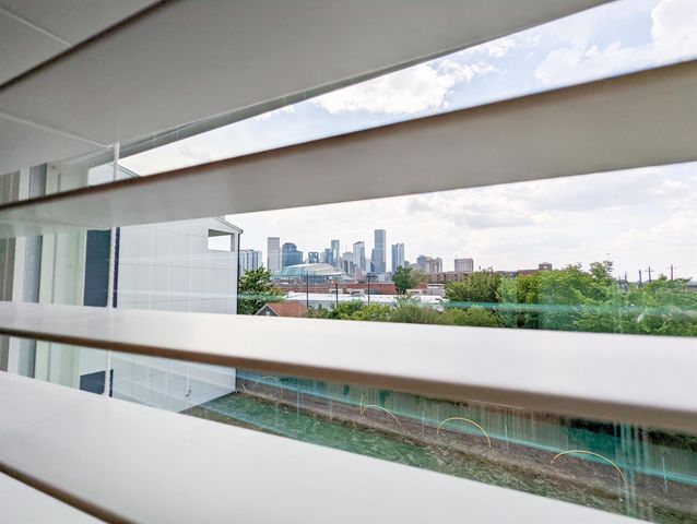 2414 Canal Street E, Houston, TX 77003