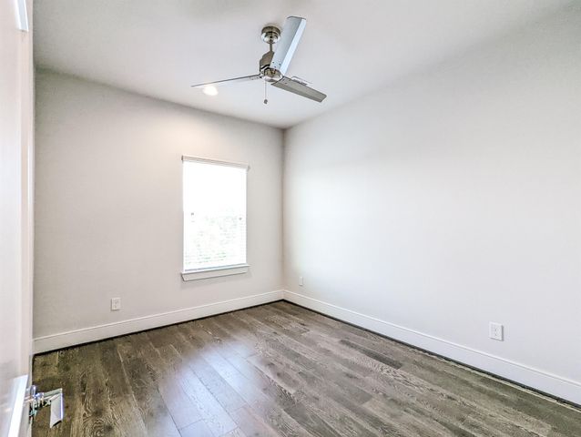 2414 Canal Street E, Houston, TX 77003