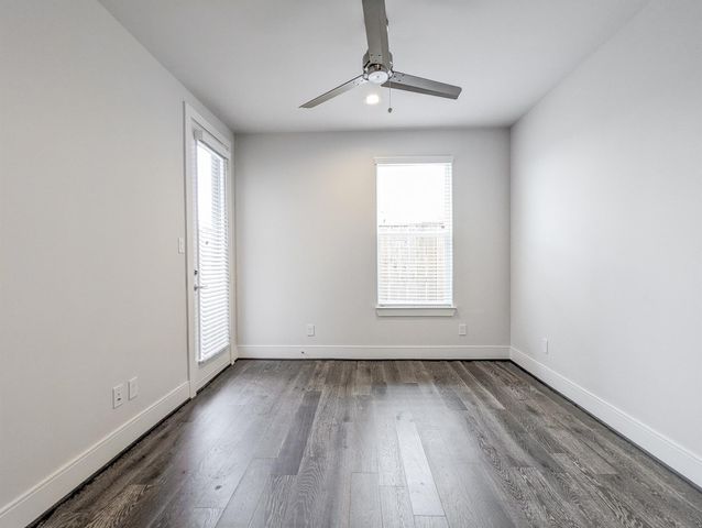 2414 Canal Street E, Houston, TX 77003