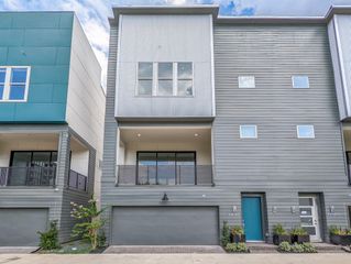 2414 Canal Street E, Houston, TX 77003